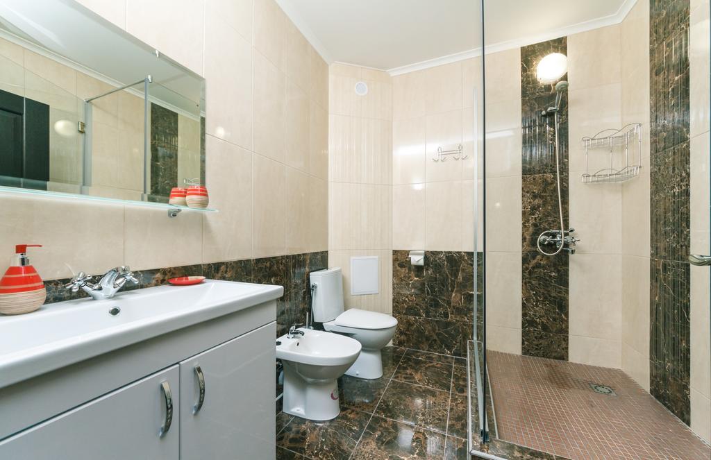Bogdan Hall DeLuxe Kiev Buitenkant foto