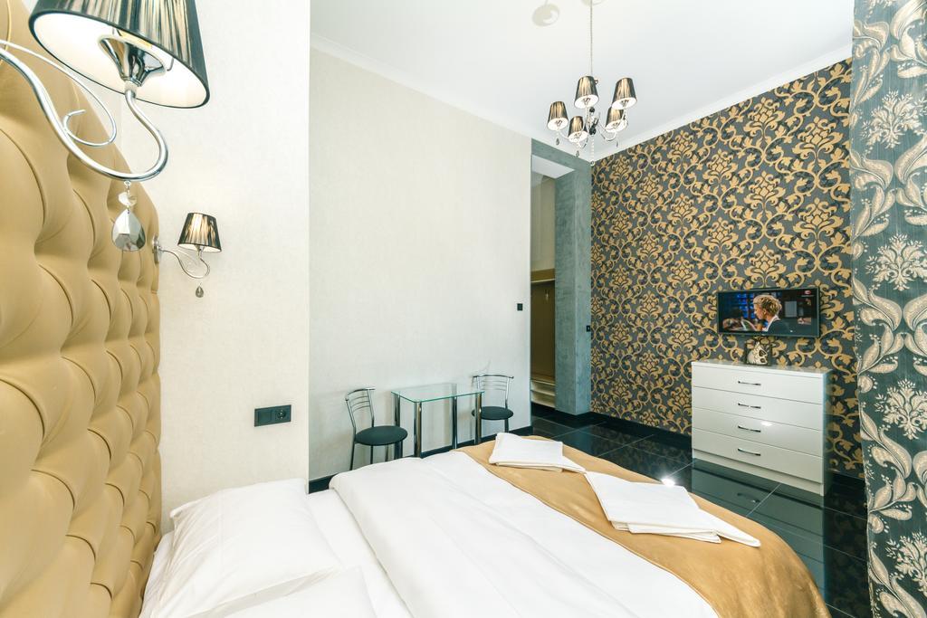 Bogdan Hall DeLuxe Kiev Buitenkant foto